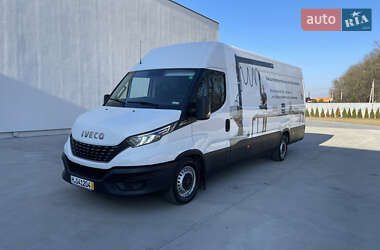 Грузовой фургон Iveco Daily 2020 в 