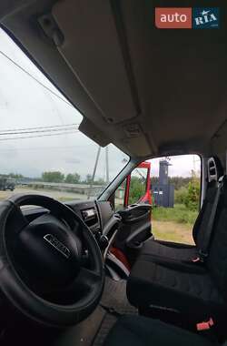 Грузовой фургон Iveco Daily 2016 в 