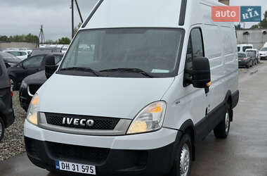 Грузовой фургон Iveco Daily 2012 в Ивано-Франковске
