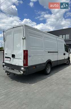 Вантажний фургон Iveco Daily 2003 в 