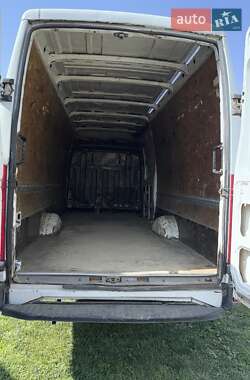 Грузовой фургон Iveco Daily 2005 в 