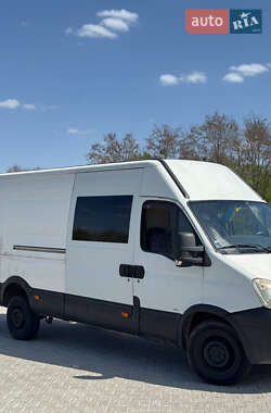 Грузовой фургон Iveco Daily 2006 в 