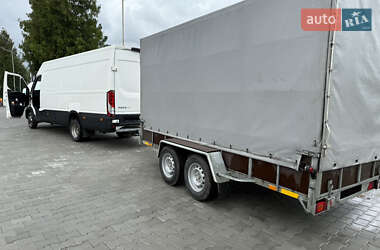 Грузовой фургон Iveco Daily 2016 в 