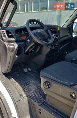 Грузовой фургон Iveco Daily 2018 в 