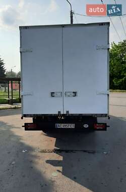 Вантажний фургон Iveco Daily 2013 в 