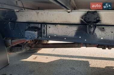 Вантажний фургон Iveco Daily 2013 в 