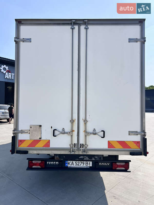 Грузовой фургон Iveco Daily 2015 в Броварах