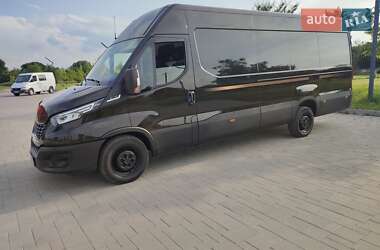 Вантажний фургон Iveco Daily 2021 в Здолбуніві