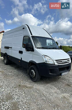 Грузовой фургон Iveco Daily 2008 в Львове