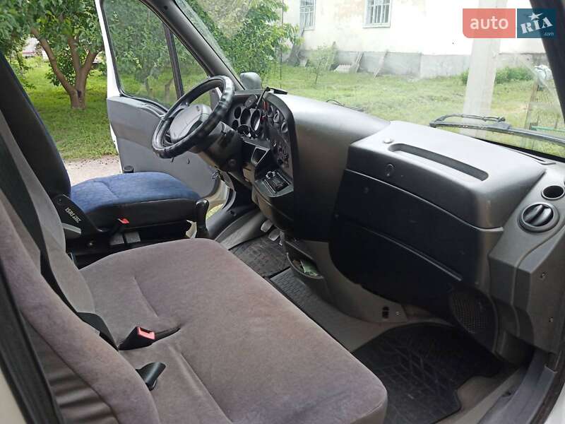 Грузовой фургон Iveco Daily 2005 в Киеве