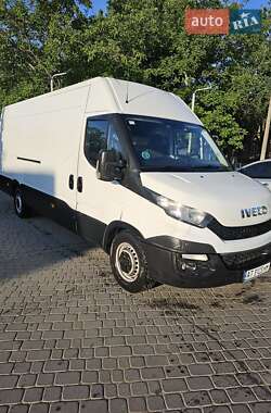 Грузовой фургон Iveco Daily 2016 в 