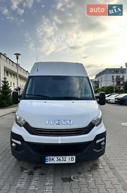 Грузовой фургон Iveco Daily 2018 в 