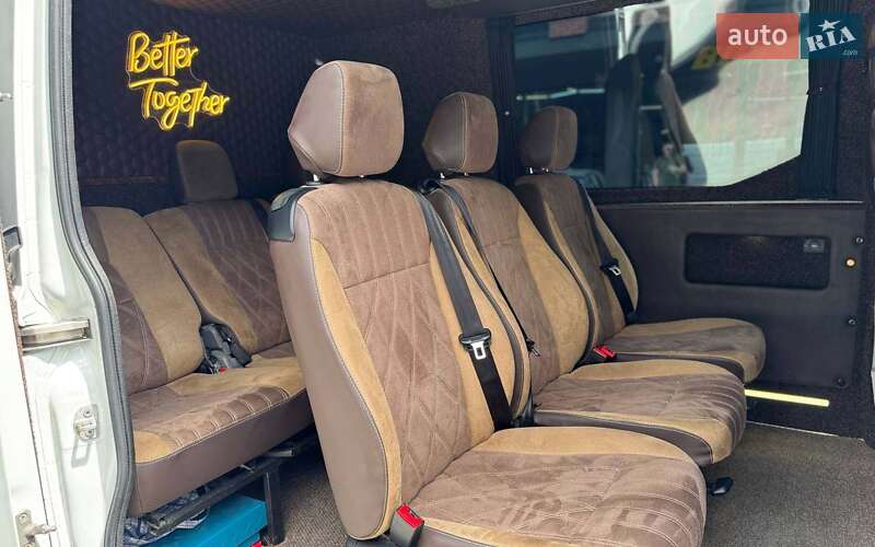 Микроавтобус Iveco Daily 2020 в Черновцах