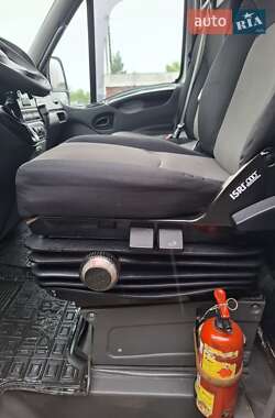 Грузовой фургон Iveco Daily 2009 в 