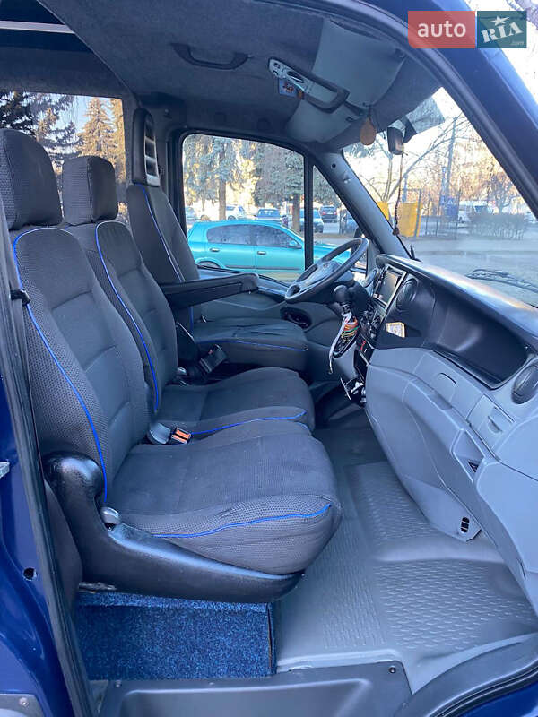 Грузовой фургон Iveco Daily 2009 в Черновцах