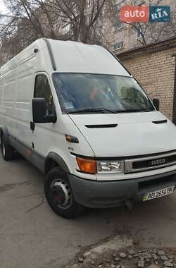 Грузовой фургон Iveco Daily 2004 в 