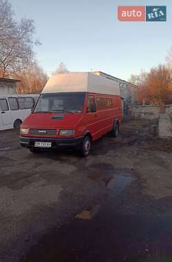Грузопассажирский фургон Iveco Daily 1996 в 