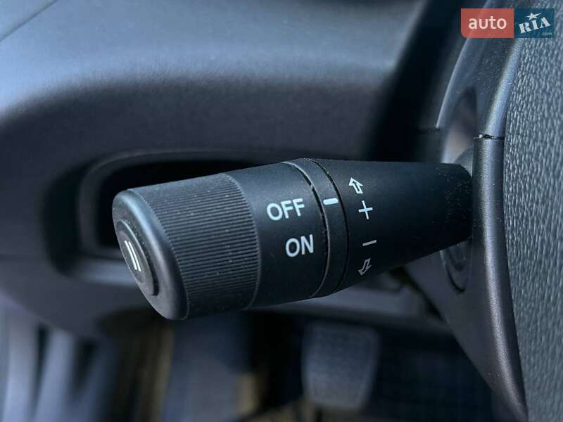 Грузовой фургон Iveco Daily 2019 в Киеве