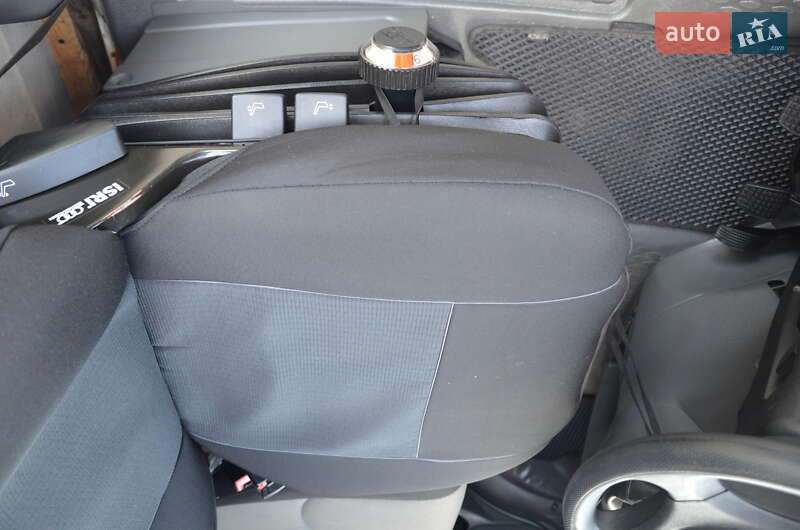 Грузовой фургон Iveco Daily 2014 в Харькове