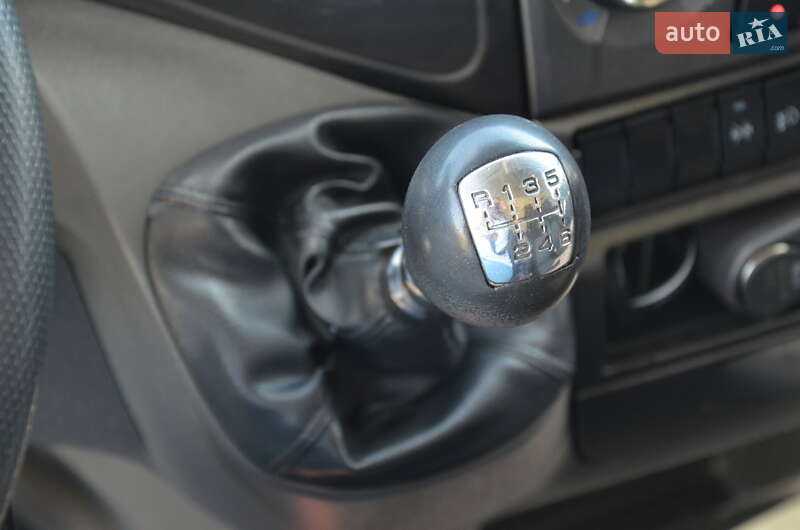 Грузовой фургон Iveco Daily 2014 в Харькове