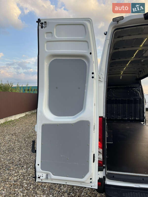 Грузовой фургон Iveco Daily 2020 в Львове