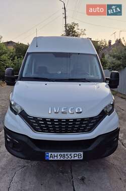 Вантажний фургон Iveco Daily 2021 в Краматорську