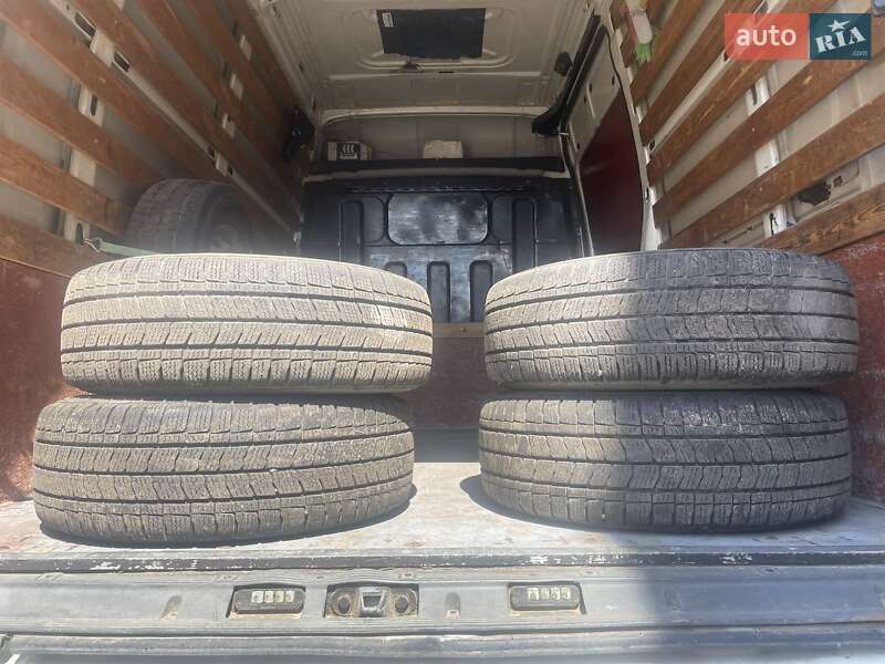 Грузовой фургон Iveco Daily 2006 в Луцке