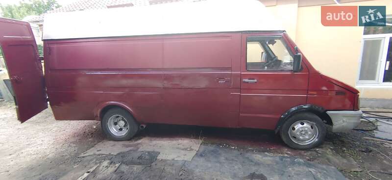 Грузовой фургон Iveco Daily 1995 в Харькове