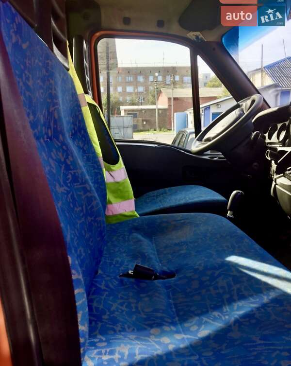 Эвакуатор Iveco Daily 2003 в Волочиске