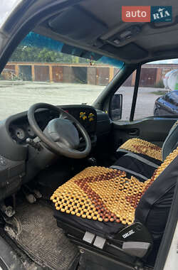 Грузопассажирский фургон Iveco Daily 2000 в 