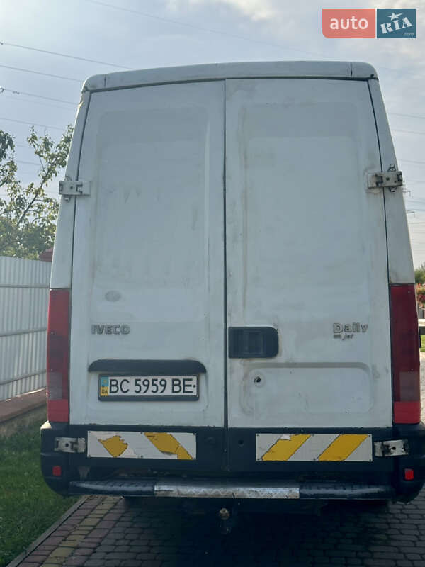 Грузовой фургон Iveco Daily 2004 в Львове фото 4 Грузовой фургон Iveco Daily 2004 в Львове