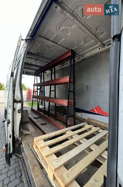 Грузовой фургон Iveco Daily 2004 в 