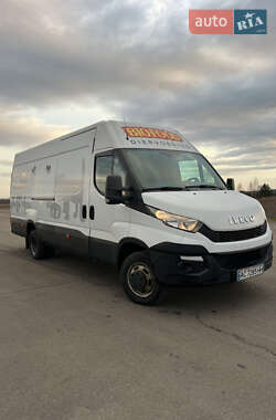 Грузовой фургон Iveco Daily 2015 в 