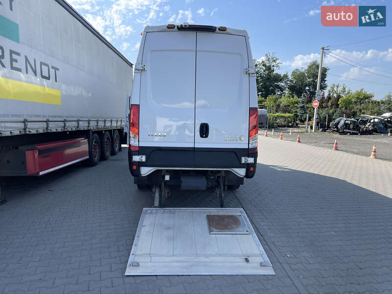 Грузовой фургон Iveco Daily 2018 в Луцке