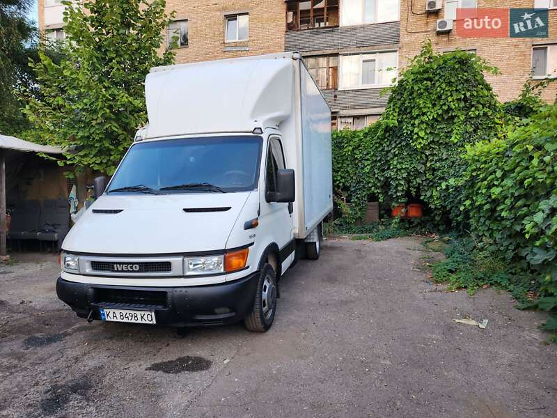 Вантажний фургон Iveco Daily 2006 в Києві