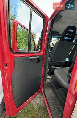 Эвакуатор Iveco Daily 2002 в 