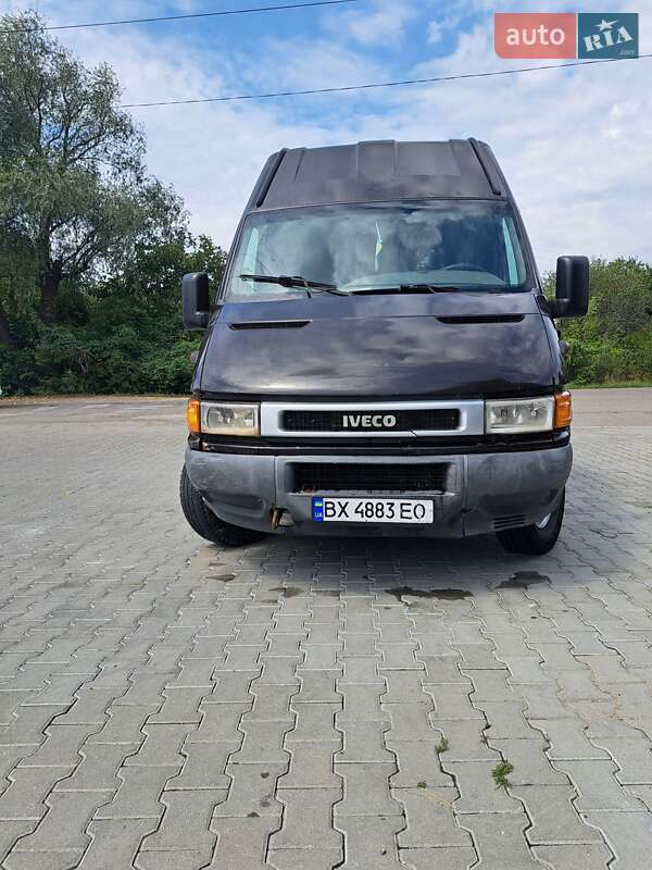 Грузопассажирский фургон Iveco Daily 2000 в Черновцах