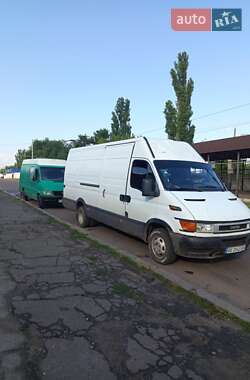 Грузовой фургон Iveco Daily 2004 в 