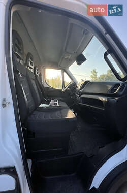 Грузовой фургон Iveco Daily 2019 в 