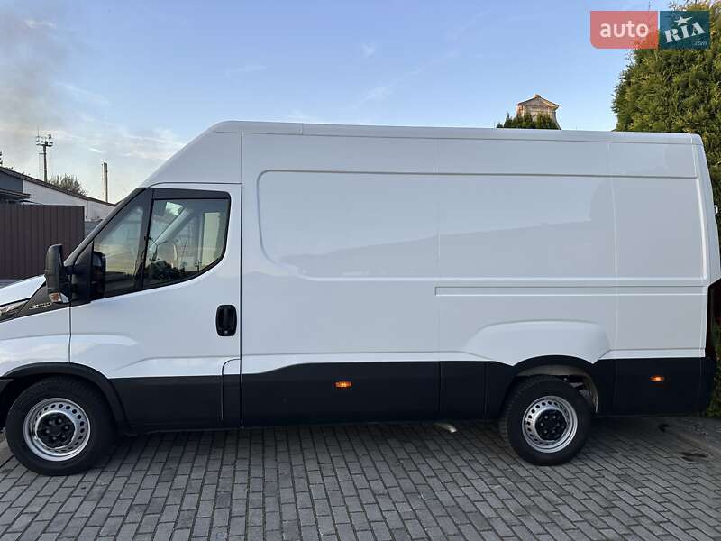 Грузовой фургон Iveco Daily 2023 в Рава-Русской