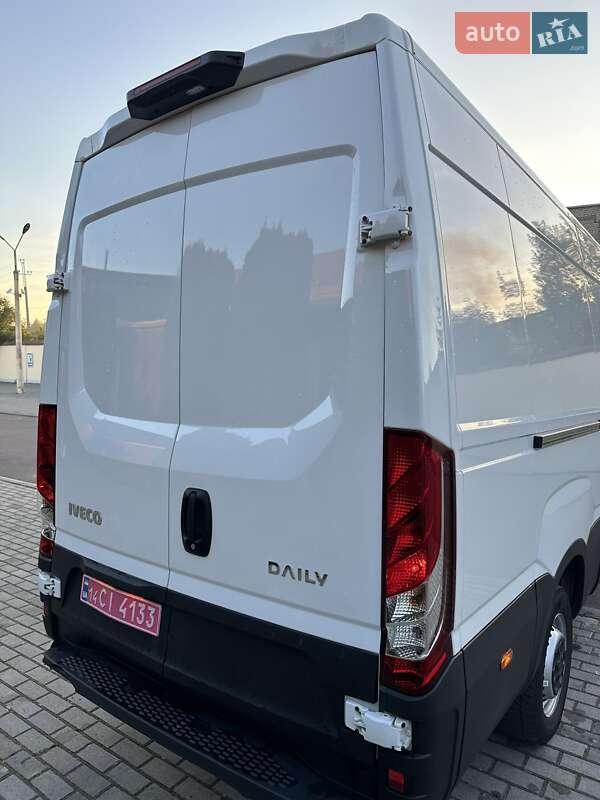 Грузовой фургон Iveco Daily 2023 в Рава-Русской