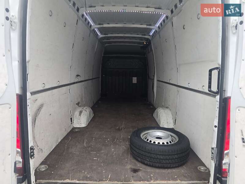 Грузовой фургон Iveco Daily 2021 в Стрые