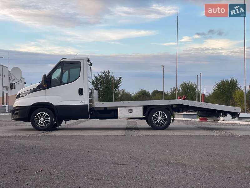 Автовоз Iveco Daily 2020 в Ужгороде