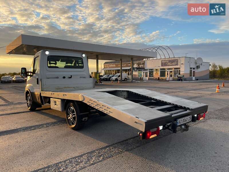 Автовоз Iveco Daily 2020 в Ужгороде