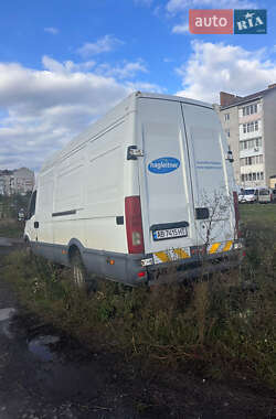 Грузовой фургон Iveco Daily 2004 в 