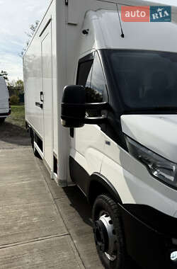 Грузовой фургон Iveco Daily 2016 в 