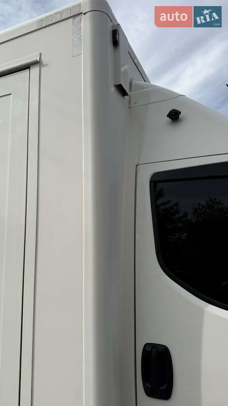 Вантажний фургон Iveco Daily 2016 в Миколаєві