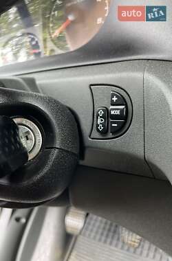 Вантажний фургон Iveco Daily 2012 в 