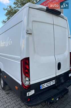 Вантажопасажирський фургон Iveco Daily 2018 в 