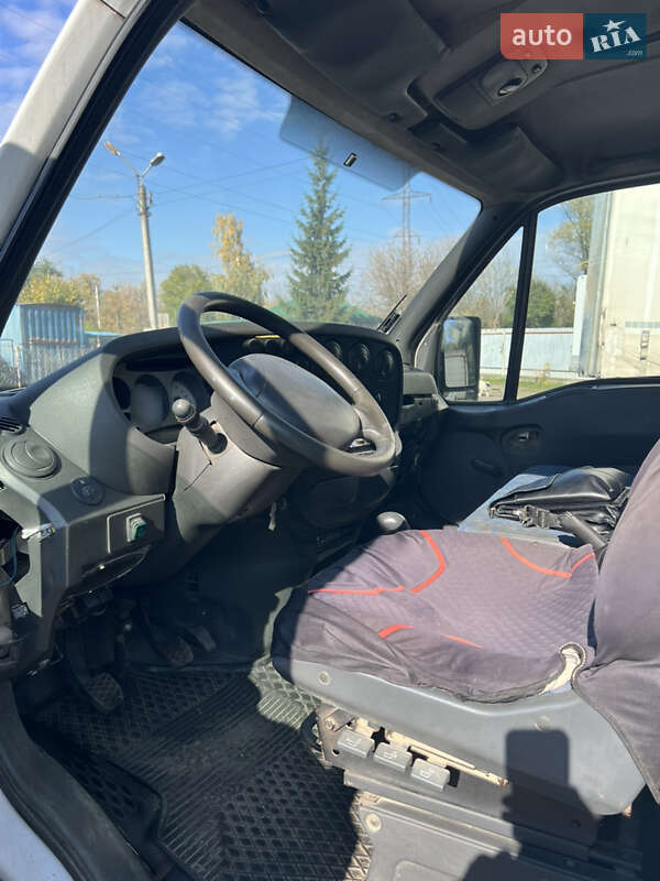 Вантажний фургон Iveco Daily 2002 в Чернівцях фото 21 Вантажний фургон Iveco Daily 2002 в Чернівцях